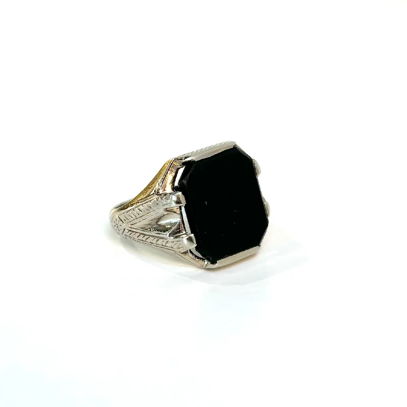 men’s wedding rings -Split-Shank Vintage Onyx Ring