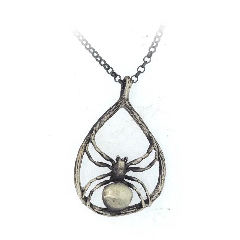 fashion necklaces for women -Orb weaver necklace